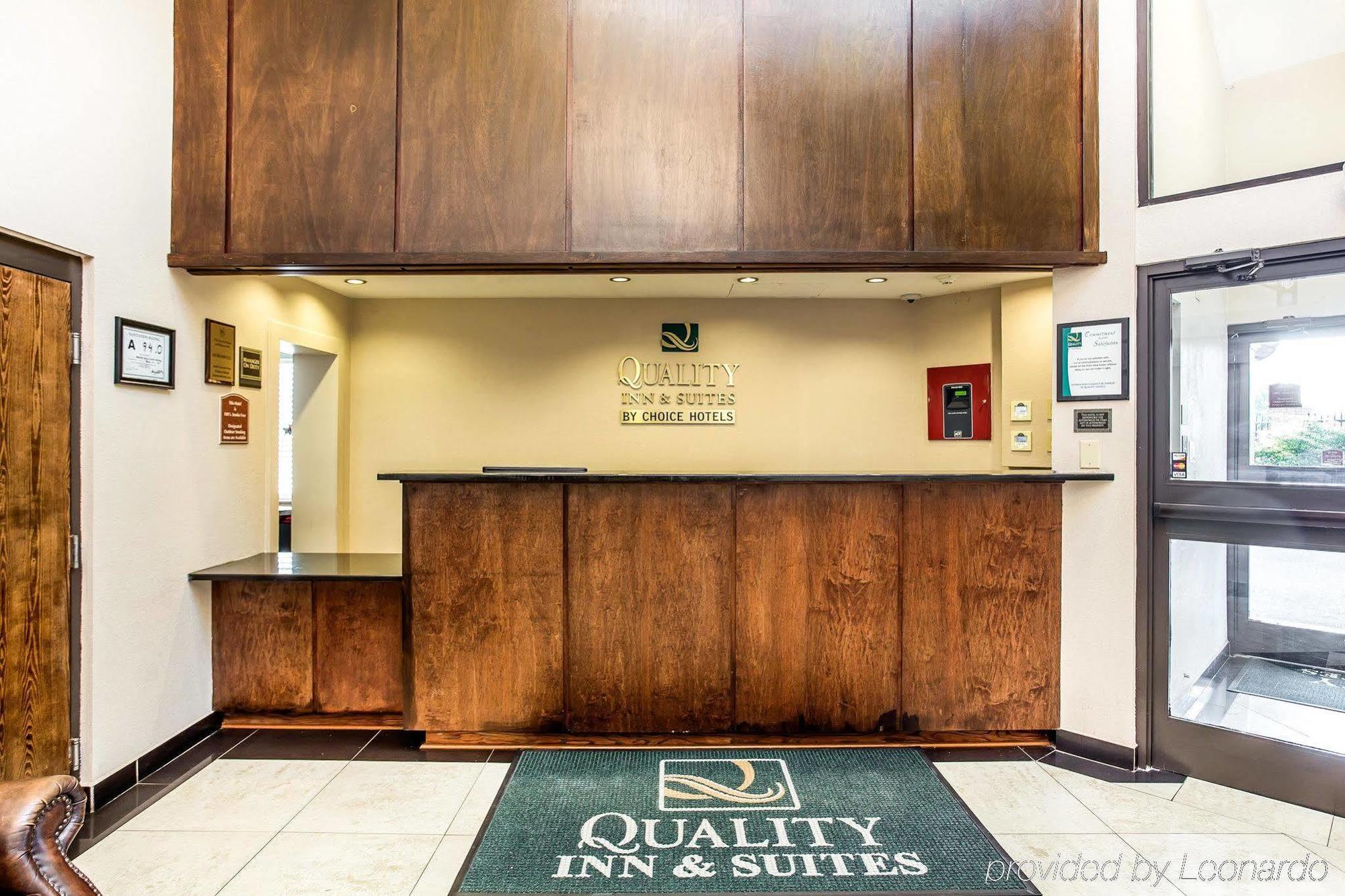 Quality Inn & Suites Coliseum Greensboro Dış mekan fotoğraf